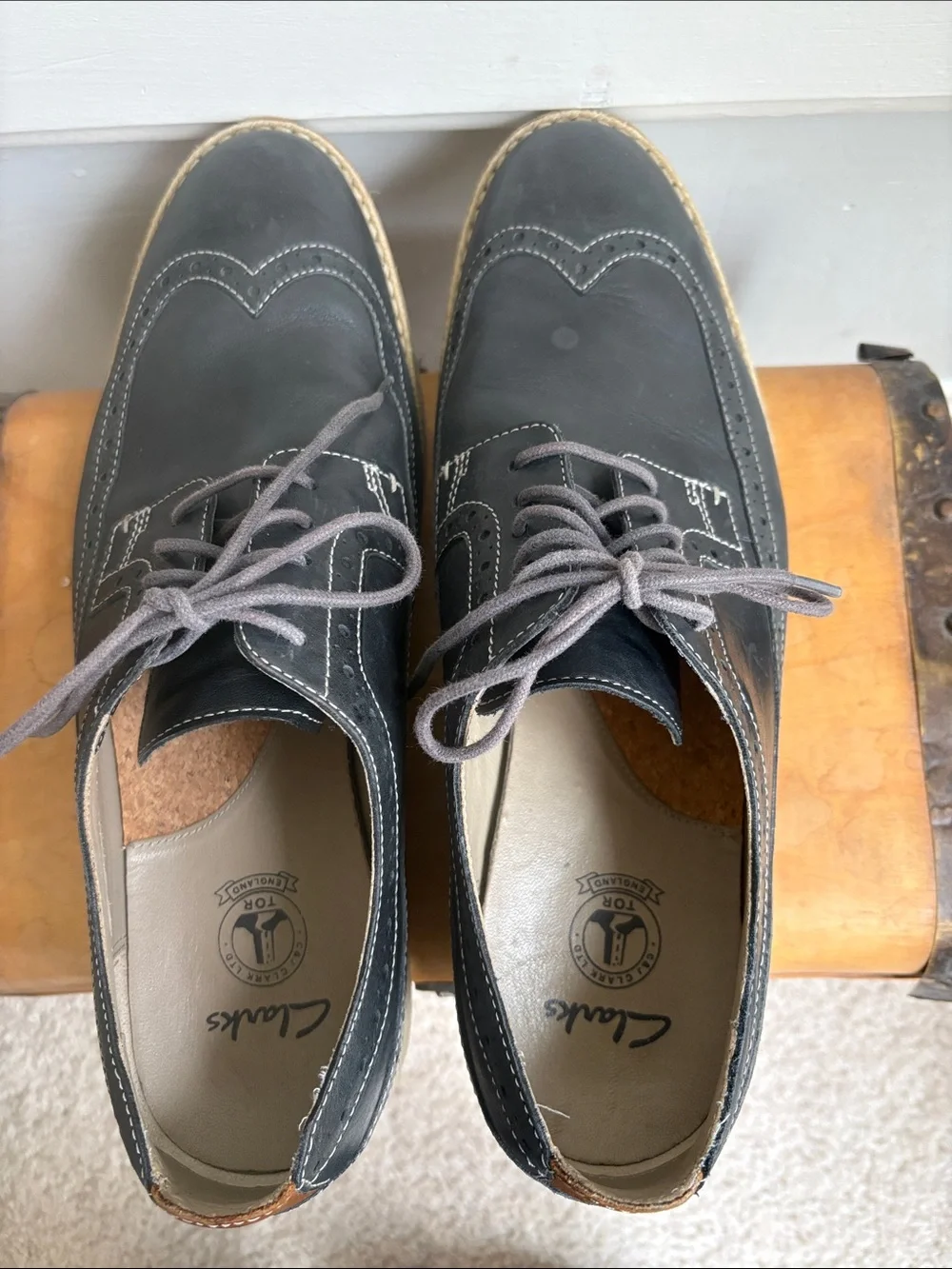 Clarks Tor England Wingtip Oxford Shoes Blue Size 10